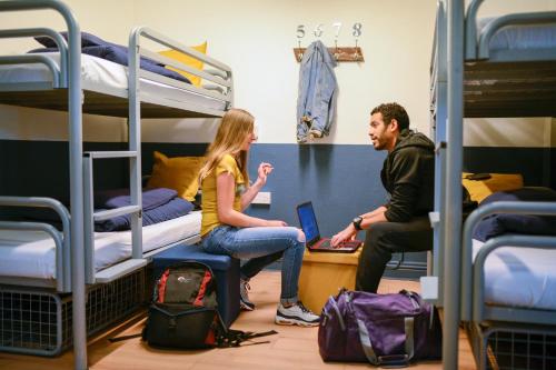 The Woodquay Hostel Room Type - Bed in 8-Bed Mixed Dormitory Ensuite