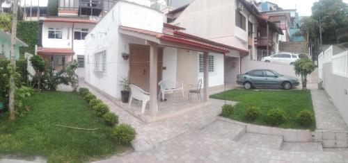 Aconchegante Kitnete 1 dormitorio ,100. m do mar Florianopolis