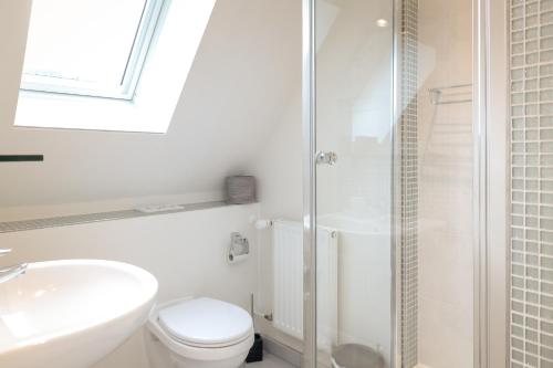 Bathroom, Ferienwohnung Ben mit exklusiver Dachterrasse in Tinnum