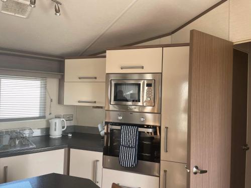 Heacham Golden Sunset Caravan Pets go Free