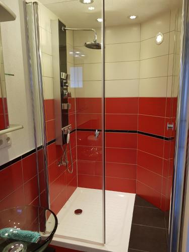 ฝักบัว, Landhaus Alpenblick in อุนเทอร์เคียร์เชน