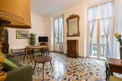 Marimat by Mmega, Firenze