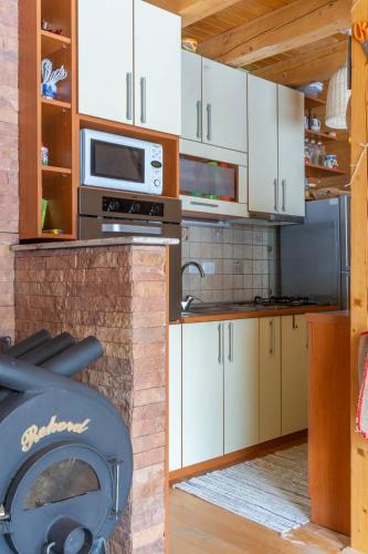 ห้องครัว, Villa Teodora in โคเปานิก