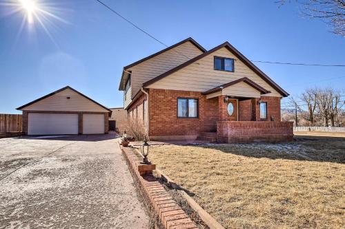 Welcoming Cañon City Abode - Walk to River!