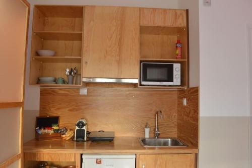 주방, Luxurious Japandi Loft in 프톨레마이다