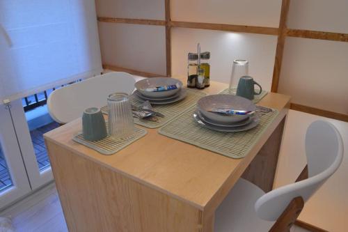 Luxurious Japandi Loft in 프톨레마이다