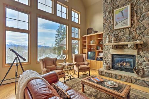 Grand Fraser Escape w/ Private Deck & Hot Tub, Fraser