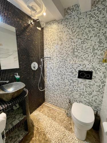 Double Room with Private Bathroom room in Hayez Rooms