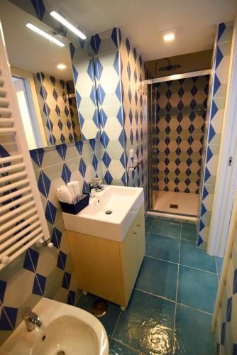 Two-Bedroom Apartment image 7