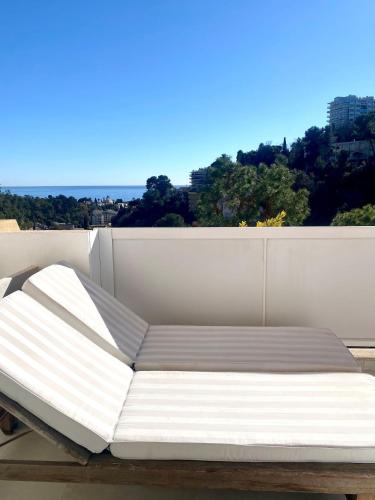 Appartement Luxe - 3 pièces avec vue mer, piscine et tennis, Nice (fotografie 6)