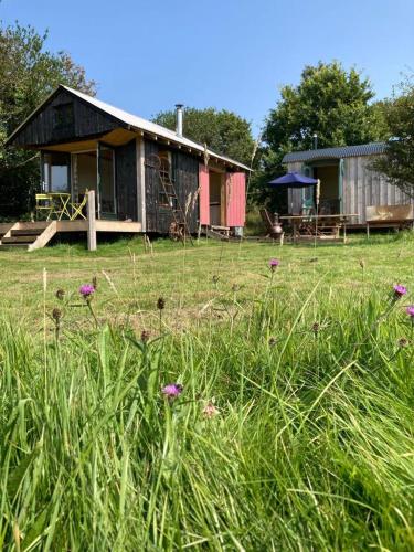Sky View Shepherd's Huts With Woodburning Hot Tub, Porthtowan, Cornwall
