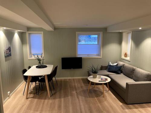 Lofoten - New apartment, close to airport. - Apartment - Leknes