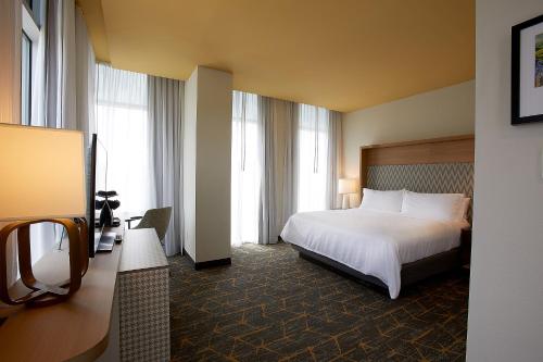 Holiday Inn - Louisville Downtown  an IHG Hotel - main image