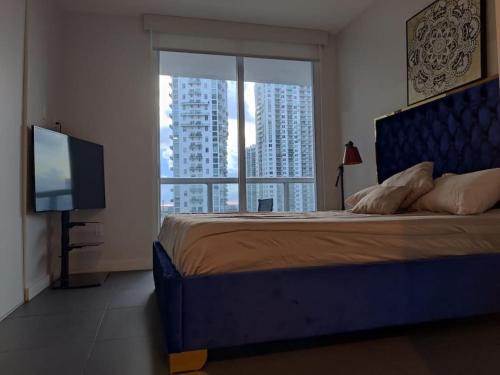 Mirage Icon Brickell
