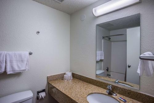 Motel 6 Tucson AZ - North - image 12