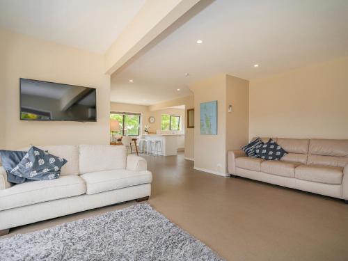 Seas the Day - Matarangi Holiday Home