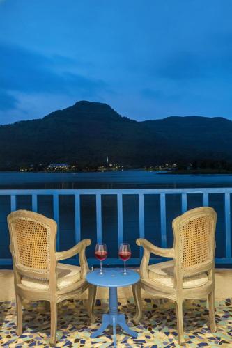 SaffronStays Kairos Athena, Karjat - Greek style pool villa near Camp Max