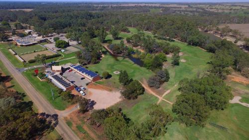 Tooleybuc Club Motor Inn