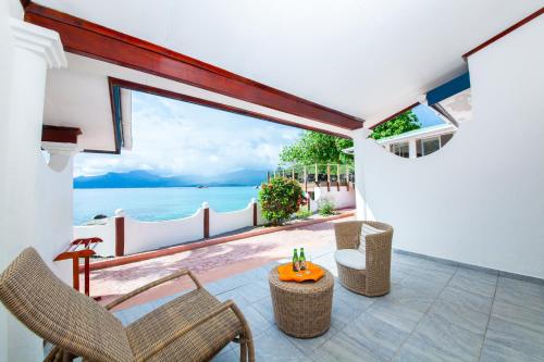 Anse Soleil Beachcomber
