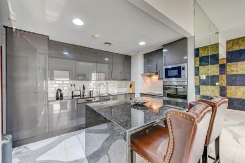 VIP Castles JBR Rimal 3 Suite 1 Bedroom, Dubai (photo 6)