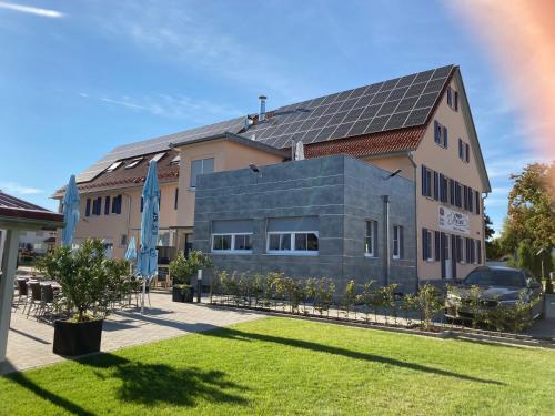 Platzwirt in Unterschneidheim, Deutschland