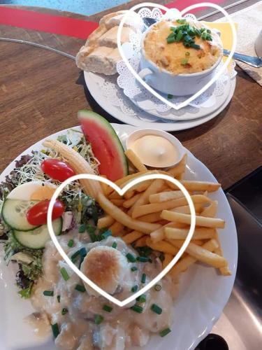 Hotel-Cafe Knoors-Meeks Stein Urmond in Urmond