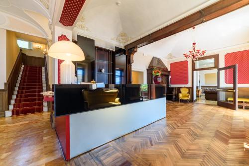 Hotel Villa Paradiso - 로비