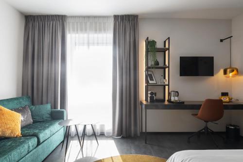 The Table by Ariane Hotel