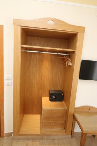 Hotel Tourist - main image