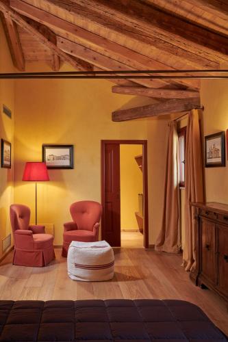 Book the Suite with Garden View Suite with Garden View