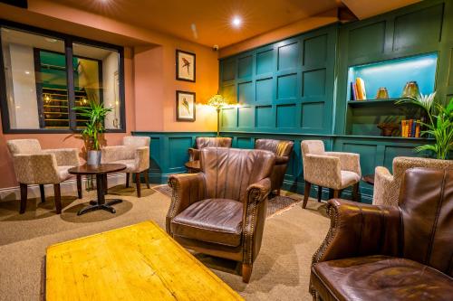 Bar/lounge, The Crown Hotel in Glastonbury