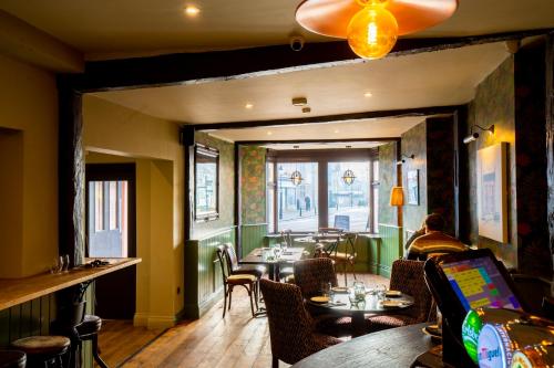 Bar/lounge, The Crown Hotel in Glastonbury