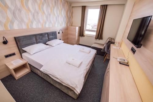 Small Double Room