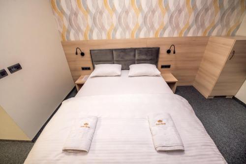 Zlatna Kruna Zlatna Kruna