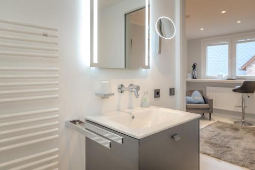 Bathroom, Studioapartment - Tom in Tinnum