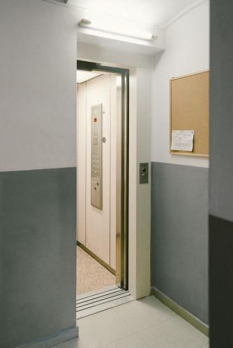 Brummell Apartments Montjuic near มงจูซ