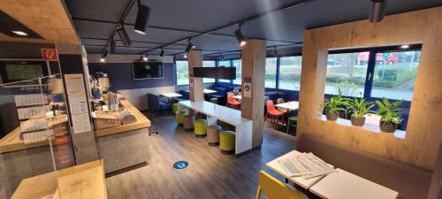Ibis budget Hamburg Quickborn - image 8