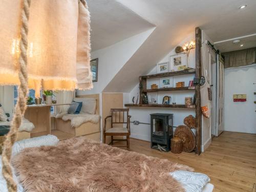 Pass the Keys Cosy and Stylish Open Plan Studio in New Town