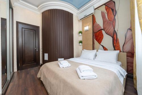 View apartment on the main street Khreshchatyk 17 - image 4