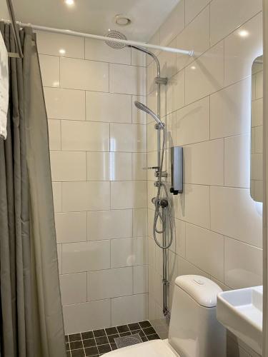 Unique Hotel - image 14
