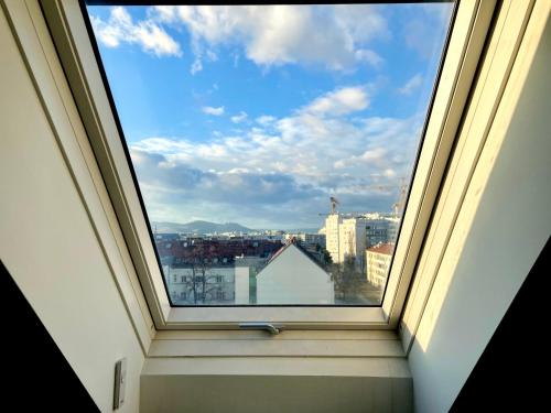  ECA Rooftop Live - Private Rooms & Serviced Apartments in Wien
