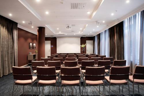 Elite Hotel Stockholm Plaza - image 2