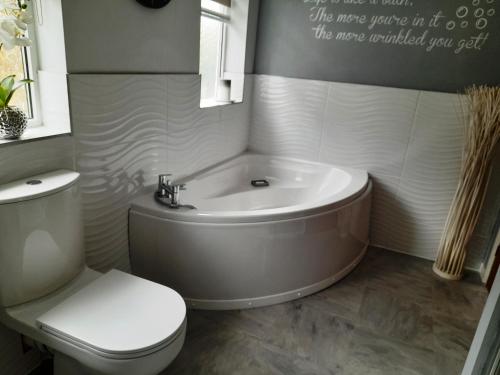 Gayton Bed & Breakfast - image 5
