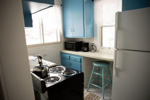 Charming French Studio Apartment - Laramie