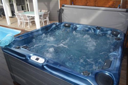 Spa, Les Lodges de Malendure in Bouillante