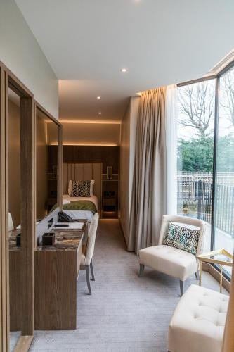 Merit Kensington Hotel in Chelsea