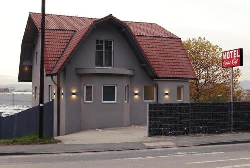 Exterior view, Motel Graz Ost I Free Parking I Self Check-in in Sankt Peter