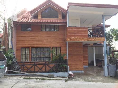 “Classic Country Home”