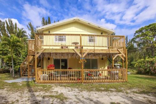Pine Island - Tropical Retreat 4