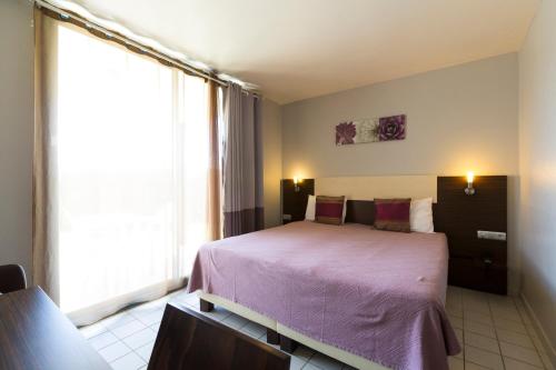 Hotel Atlantis Room Type - Classic Triple Room